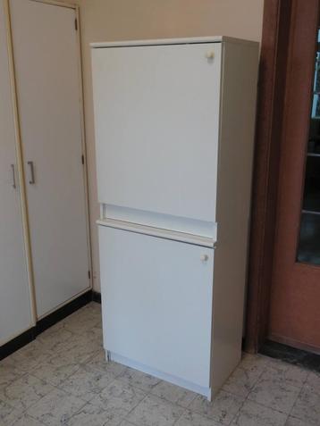schoenkasten 2 stuks beschikbaar voor biedingen