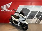 Honda pcx 125cc 2023 700km, Particulier