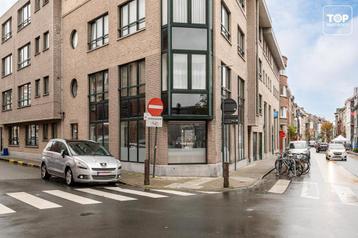 Commercieel te koop in Sint-Amandsberg beschikbaar voor biedingen