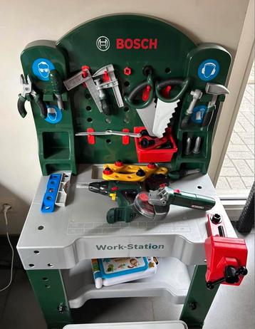 Bosh werktafeltje met nog extra werkgerief, Ophalen, Zo goed als nieuw