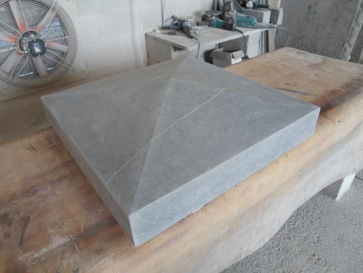 Couvre mur en pierre bleue de 64 x 64 x 20 avec 4 pentes, Jardin & Terrasse, Clôtures de jardin, Neuf, Autres types, Autres matériaux