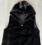 Veste en fourrure noire à capuche Taille M uniquement, Vêtements | Femmes, Blousons sans Manches, Enlèvement ou Envoi, Comme neuf