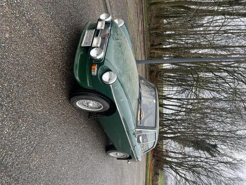 Mg mgb gt 1976 conduite à gauche avec un grand lot de pièces, Auto's, MG, Bedrijf, B, Benzine, Coupé, 3 deurs, Handgeschakeld