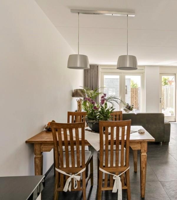 Mooie moderne dubbele hanglamp, Huis en Inrichting, Barkrukken, Zo goed als nieuw, Metaal, In hoogte verstelbaar, Ophalen of Verzenden