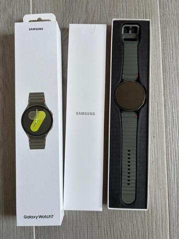 Samsung Galaxy Watch 7 Groen 44mm beschikbaar voor biedingen