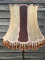 staande lamp met koperen voet, Ophalen