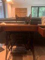 Antiek naaimachine Gritzner, Ophalen