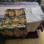 Zak met sjaaltjes, kastmatjes + 2 tafellakens, Ophalen, Gedragen