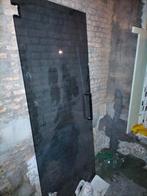 Gratis glazen deur., Ophalen