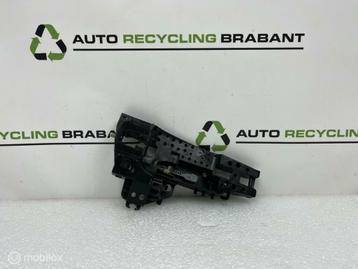 Portiergreep Houder Rechts Voorzijde Audi Q3 ORIG 8U0837886 beschikbaar voor biedingen