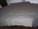Groot kwalitatief dekbed anti allergisch 2,50 / 2,10 m, Enlèvement, Utilisé, Deux personnes, Couverture ou Couette