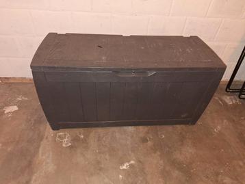 Opbergbox voor tuinkussens beschikbaar voor biedingen
