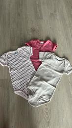 Set 1 pyama met 3 body’s Petit Bateau maat 81 cm, Kinderen en Baby's, Babykleding | Maat 80, Ophalen, Zo goed als nieuw