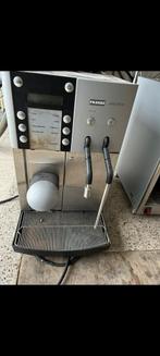 Franke professionele koffiemachine met melksysteem en bonen, Elektronische apparatuur, Koffiezetapparaten, Ophalen, Koffiemachine