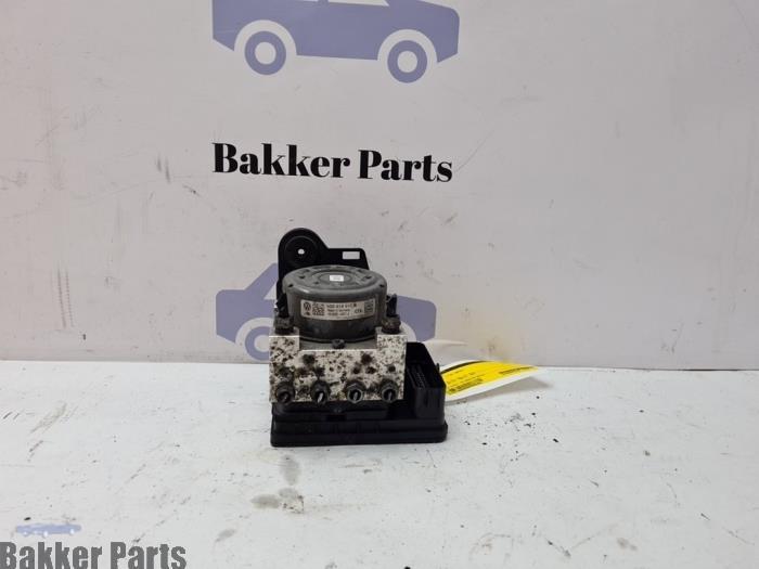 ABS Pomp van een Volkswagen Golf, Gebruikt, -, Volkswagen, -