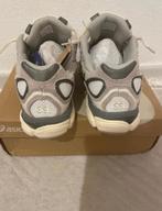 Asics Gel Nyc, Enfants & Bébés, Vêtements de bébé | Chaussures & Chaussettes, Envoi, Comme neuf