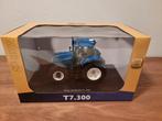 New Holland T7.300 Universal Hobbies, Hobby en Vrije tijd, Modelauto's | 1:32, Ophalen of Verzenden, Nieuw, Tractor of Landbouw