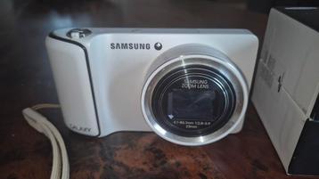 Samsung camera met 21x zoom, type EK GC110 beschikbaar voor biedingen