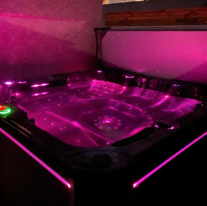 neuf 💎 jacuzzi premium 6 Personnes – Prix Exceptionnel ! 💎, Maison & Meubles, Salle de bain | Salle de bain complète, Neuf, Enlèvement ou Envoi