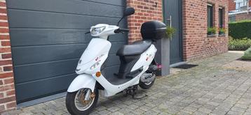PEUGEOT Vclic - 5000 KM - 1ste EIGENARES - NIEUWSTAAT ! ! !  beschikbaar voor biedingen