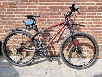 Super Mooie Giant Talon MTB. 27.5", disc, maat M beschikbaar voor biedingen