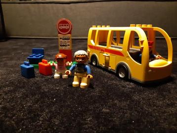 Lego Duplo 5636 (Schoolbus) beschikbaar voor biedingen