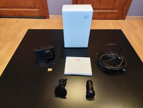 Xiaoyi dashcam met 1080p/30 fps + Micro SD 64 GB Samsung EVO, Auto diversen, Dashcams, Gebruikt, Ophalen of Verzenden