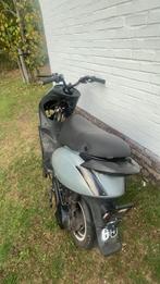 Piaggio zip 125 a klasse, Fietsen en Brommers, Ophalen, Piaggio, Tweetakt, Zo goed als nieuw