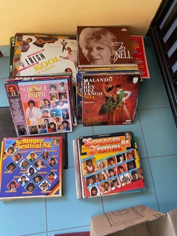 Lot van 160 lp's beschikbaar voor biedingen