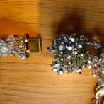 Collier ancien, Enlèvement, Utilisé