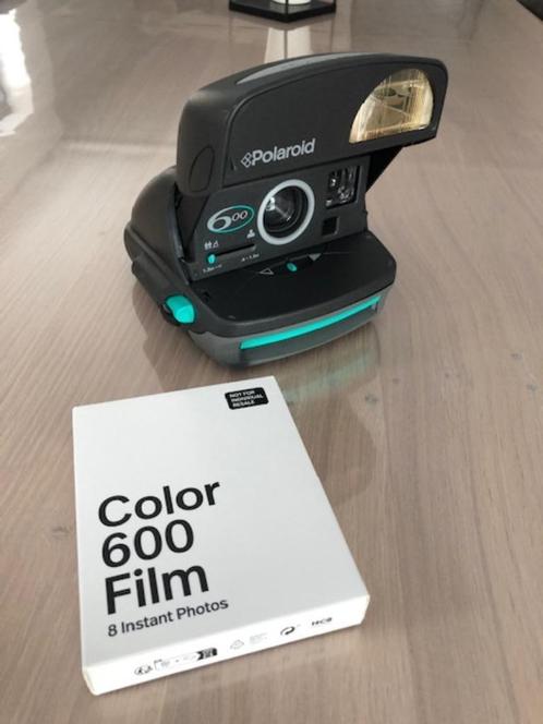 Polaroid Automatic Land Camera 320 en Polaroid 600 en 636, Audio, Tv en Foto, Fotocamera's Analoog, Gebruikt, Polaroid, Polaroid