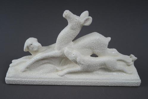 Sculpture art déco céramique ODYV scène de chasse, Antiek en Kunst, Antiek | Keramiek en Aardewerk, Ophalen of Verzenden