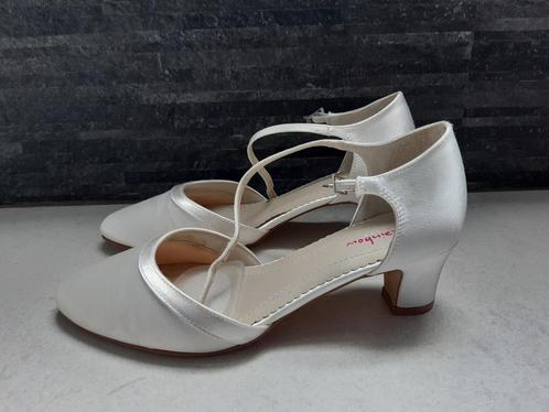 Rainbow Club schoenen model Anika maat 36,5, Kleding | Dames, Trouwkleding en Trouwaccessoires, Zo goed als nieuw, Schoenen, Ophalen of Verzenden