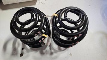 Spiraalveer achterzijde BMW E46 3-serie Cabrio 33531095713 1 beschikbaar voor biedingen