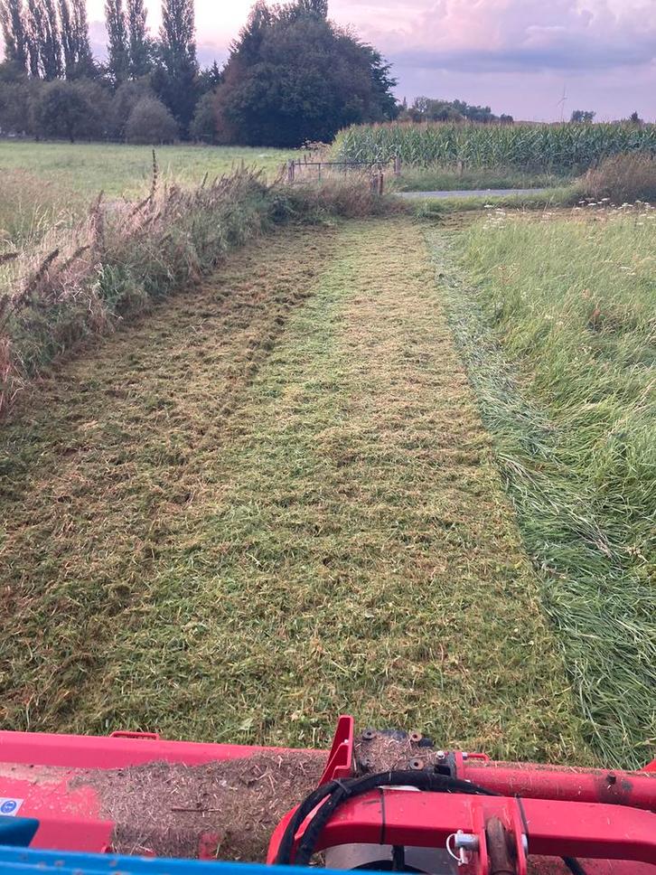 GEBRUIKTE klepelmaaier 2m met hydr. Side shift, hamers 800gr, Dieren en Toebehoren, Stalling en Weidegang