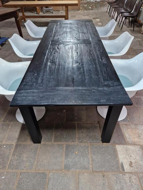 Boerentafel coalstone black 280 cm lang + 6 Tulip stoelen, Maison & Meubles, Tables | Tables à manger, Utilisé, Enlèvement ou Envoi