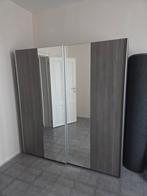 Armoir tres tres bon etat, Maison & Meubles, Armoires | Penderies & Garde-robes, Enlèvement