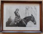 Photo de Léopold III à cheval, Collections, Maisons royales & Noblesse, Comme neuf, Carte, Photo ou Gravure, Enlèvement