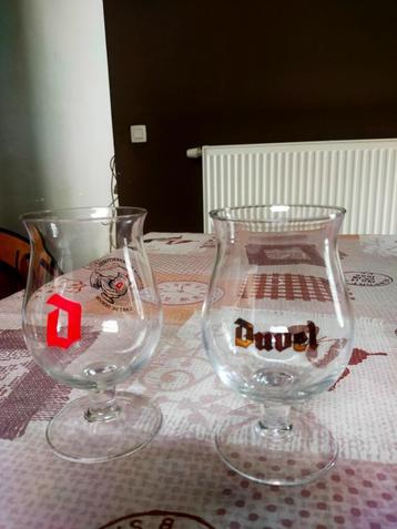 Duvel glazen beschikbaar voor biedingen