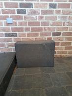 Gratis ophalen zwart/grijs stenen opstap 50x15x15cm, Ophalen, Zo goed als nieuw