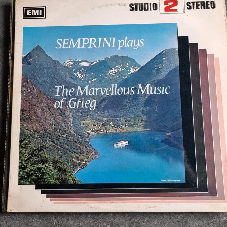LP Semprini plays the marvelous music of Grieg, CD & DVD, Vinyles | Classique, Utilisé, 12 pouces, Enlèvement ou Envoi