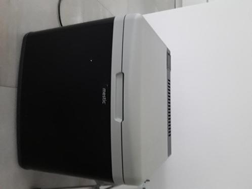 Mestic cool box hybrid MHC 40 42 liter, Caravans en Kamperen, Koelboxen, Zo goed als nieuw, Koelbox, Elektrisch, Ophalen