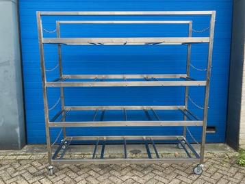RVS stellingkast voor lijkschalen of kisten 4 lagen beschikbaar voor biedingen