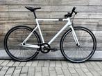 Elops stadsfiets single speed 500 wit, Fietsen en Brommers, Ophalen, Zo goed als nieuw