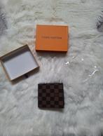 Louis Damier Nieuwe bruine portemonnee, Ophalen of Verzenden, Nieuw, Rood