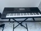 Yamaha psr sx700, Muziek en Instrumenten, Keyboards, Ophalen, Zo goed als nieuw, Yamaha, Met standaard