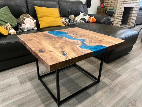 Epoxy riviertafel *unieke bijzettafel*, Huis en Inrichting, Tafels | Bijzettafels, Zo goed als nieuw, Ophalen