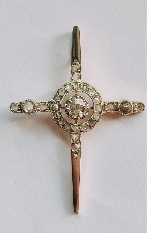 Antieke goud/platina kruis met diamanten, Handtassen en Accessoires, Antieke sieraden, Hanger, Goud, Met edelsteen, Ophalen of Verzenden