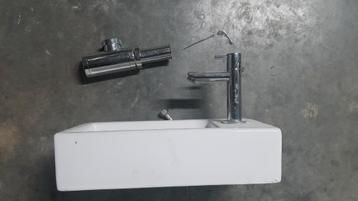 Lave main wc Blanc complet, Enlèvement, Utilisé, Robinet