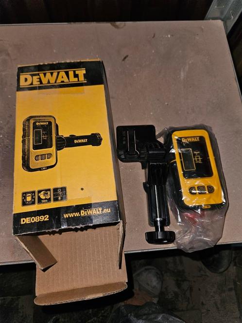 DeWalt DE0892 Détecteur laser ROUGE, Bricolage & Construction, Instruments de mesure